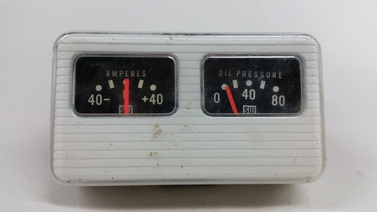 Picture of 1960s STEWART WARNER AMMETER/OIL PRESSURE