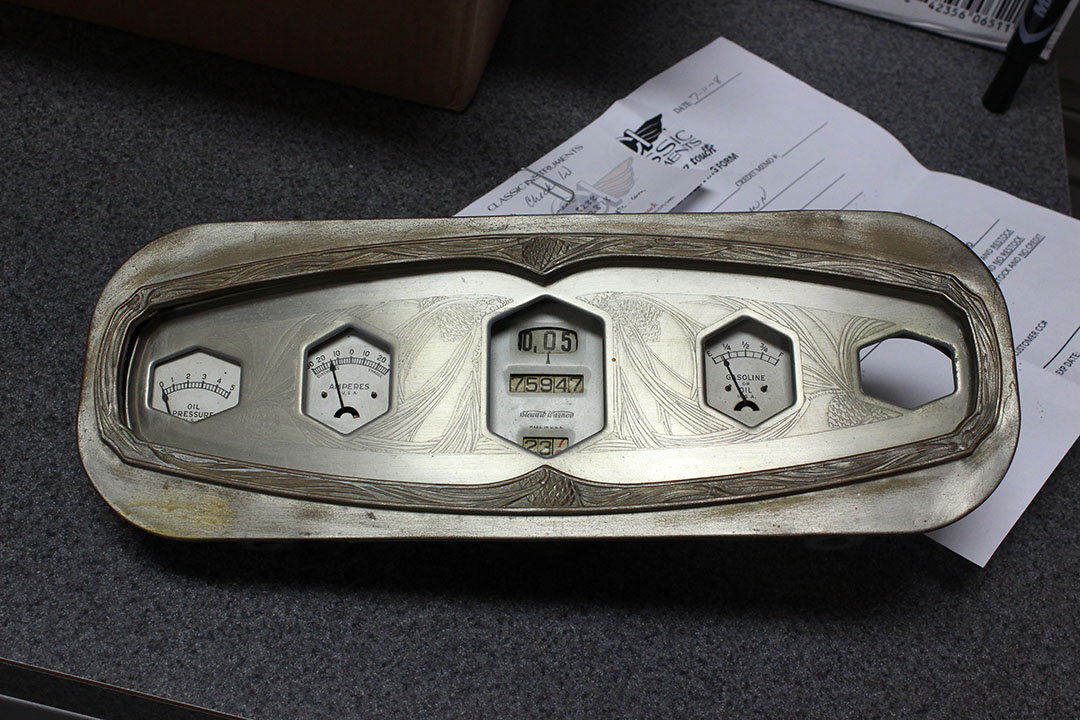 Picture of 1929 Essex cluster