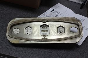 Picture of 1929 Essex cluster